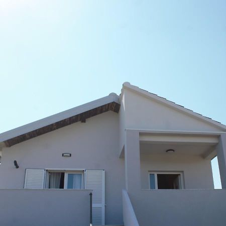 Cozy Corners Apartamento Nin Exterior foto